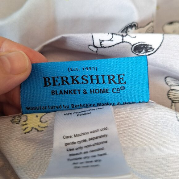 Berkshire Peanuts Snoopy & Woodstock All Over Standard Pillowcase Gray - Picture 6 of 7